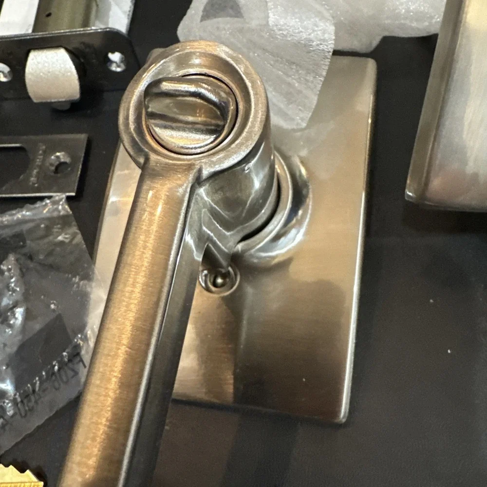 Schlage F51A‎ LAT 619 CEN Lever Keyed Entry